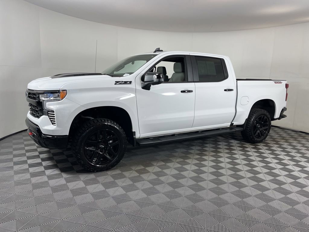 chevrolet silverado 1500 2026 3GCUKFE8XTG227645 image